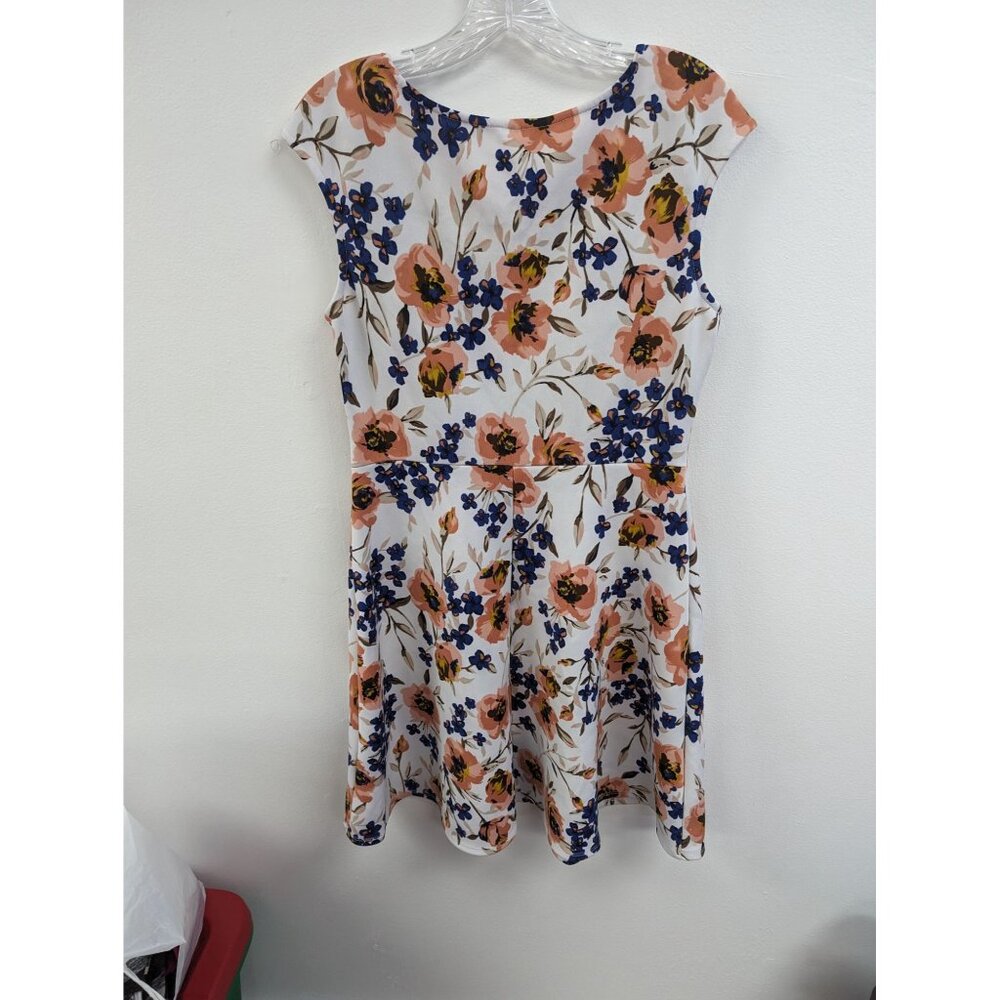 Knit Floral Dress Size S White Pink Sleeveless Womens Criss Cross Back
